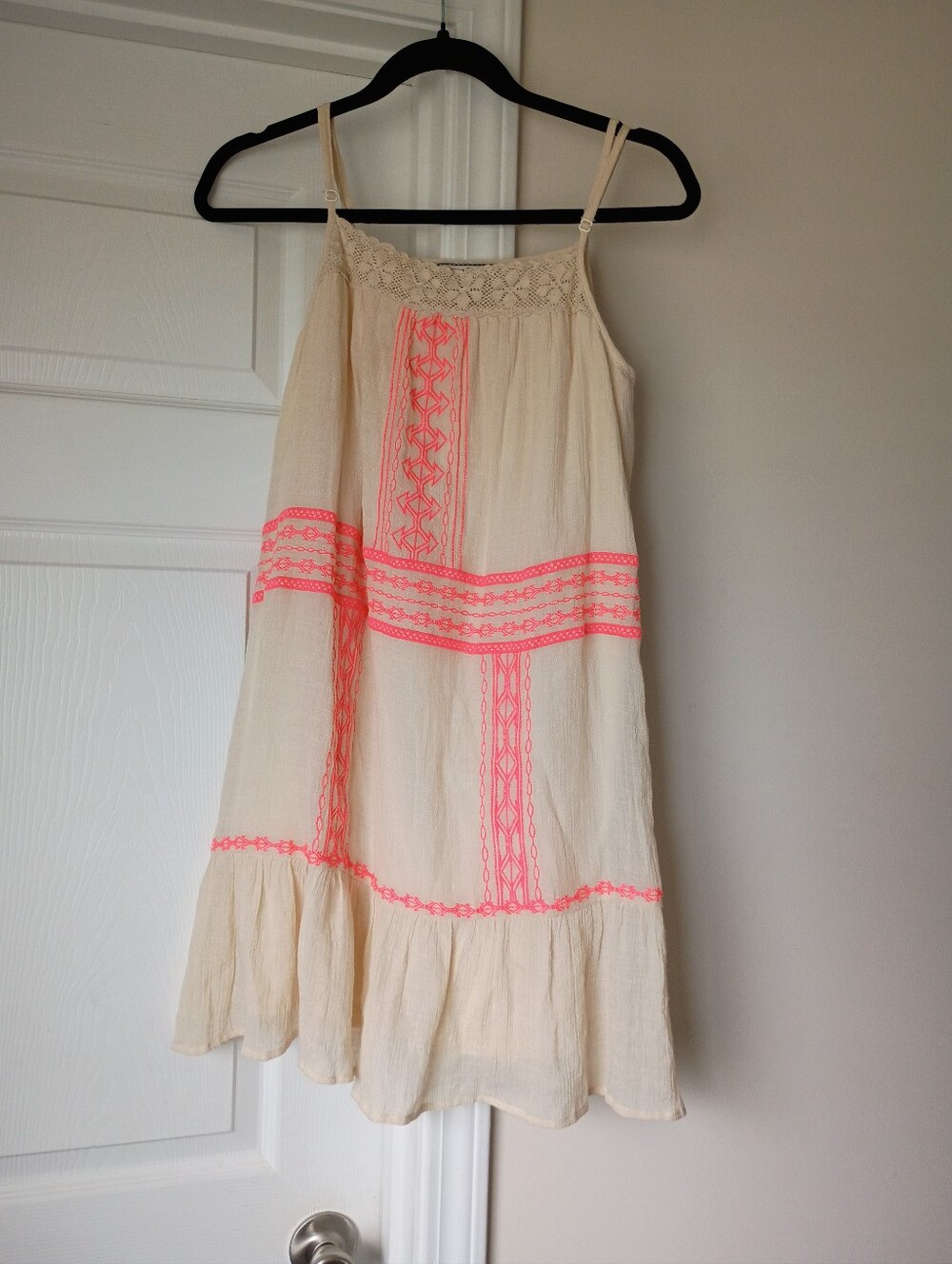 Flying Tomatoes Cream Dress with Neon Pink Embroidery M
